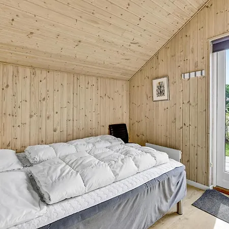 Stunning Home In Tarm With Sauna * Tarm
