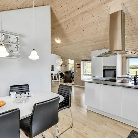 Stunning Home In Tarm With Sauna * Tarm