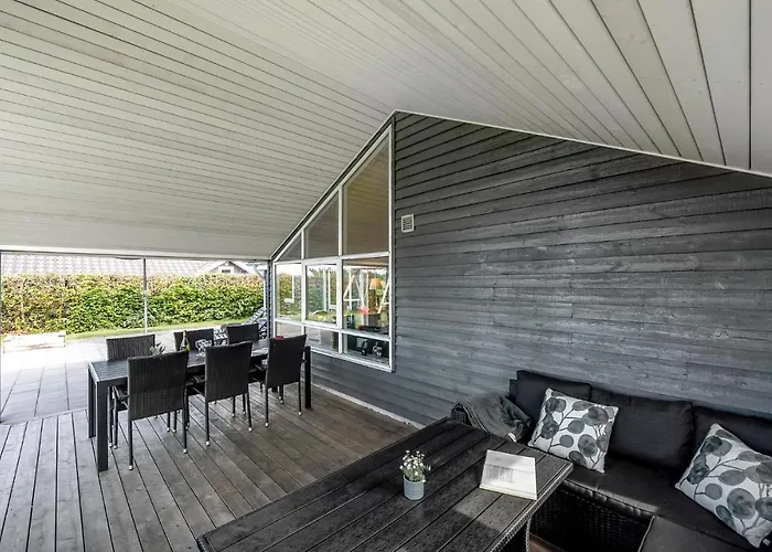 Sivsangervaenget X Tarm